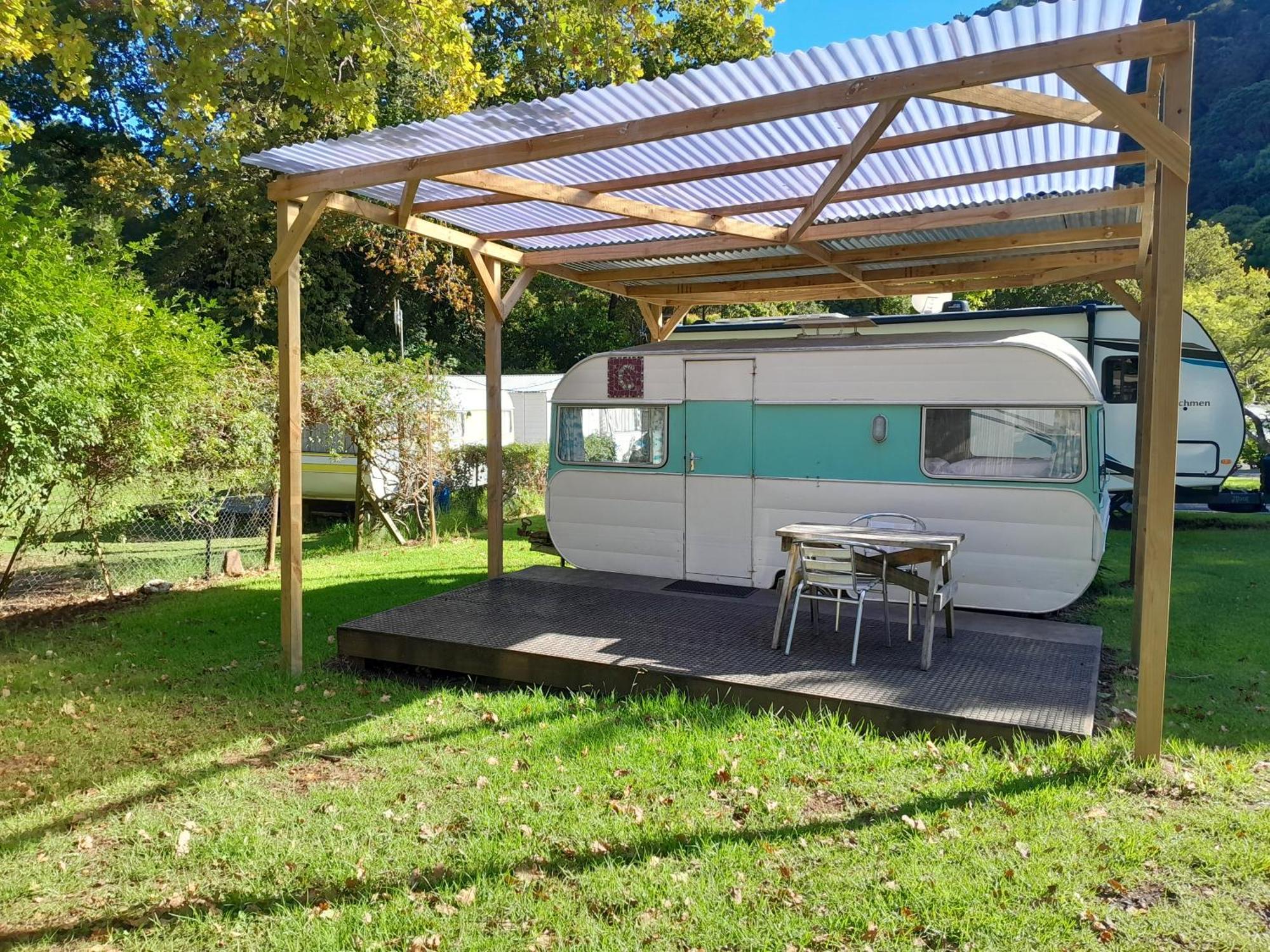 Dickson Holiday Park Thames Exteriér fotografie